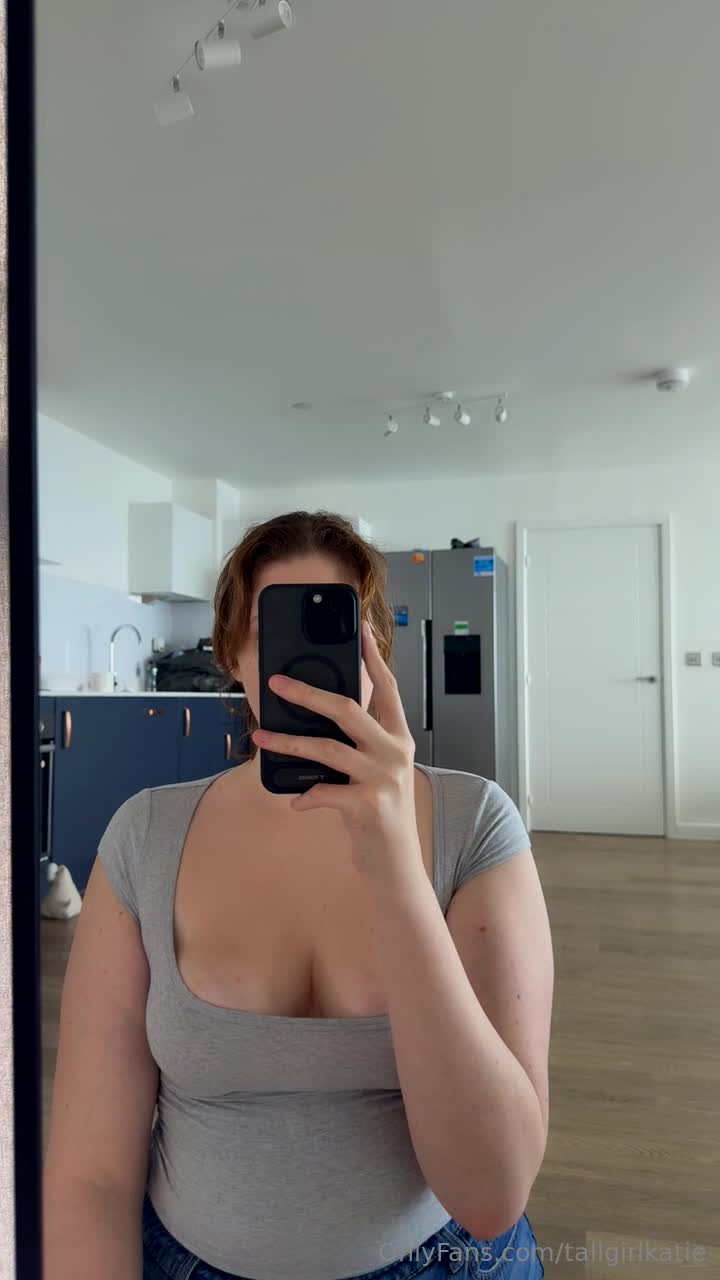 Video 1431317 from Katie Woolls / tallgirlkatie