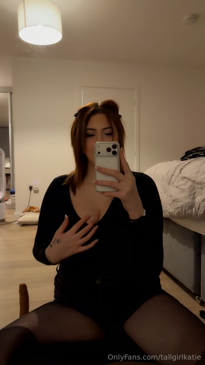 Video 1431331 from Katie Woolls / tallgirlkatie