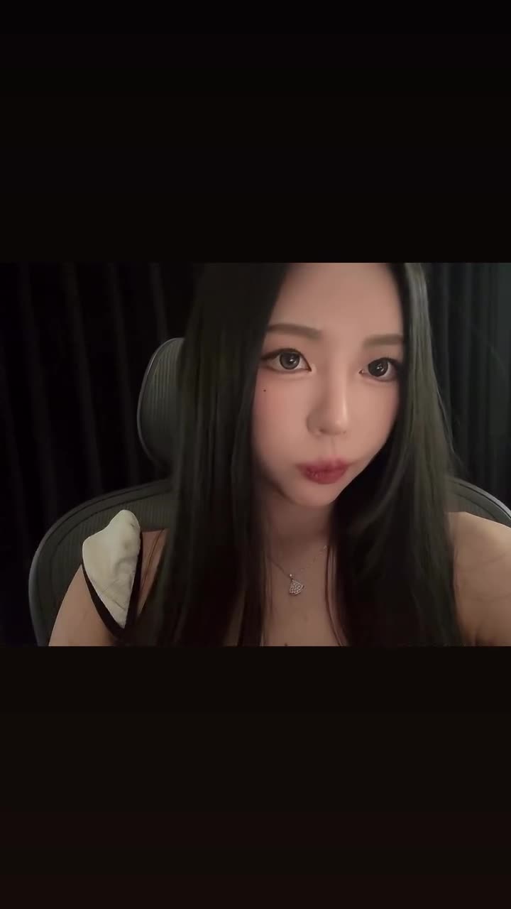 Video 1432316 from h___rvn | rvn1015 | 동그란 | Dongeuran