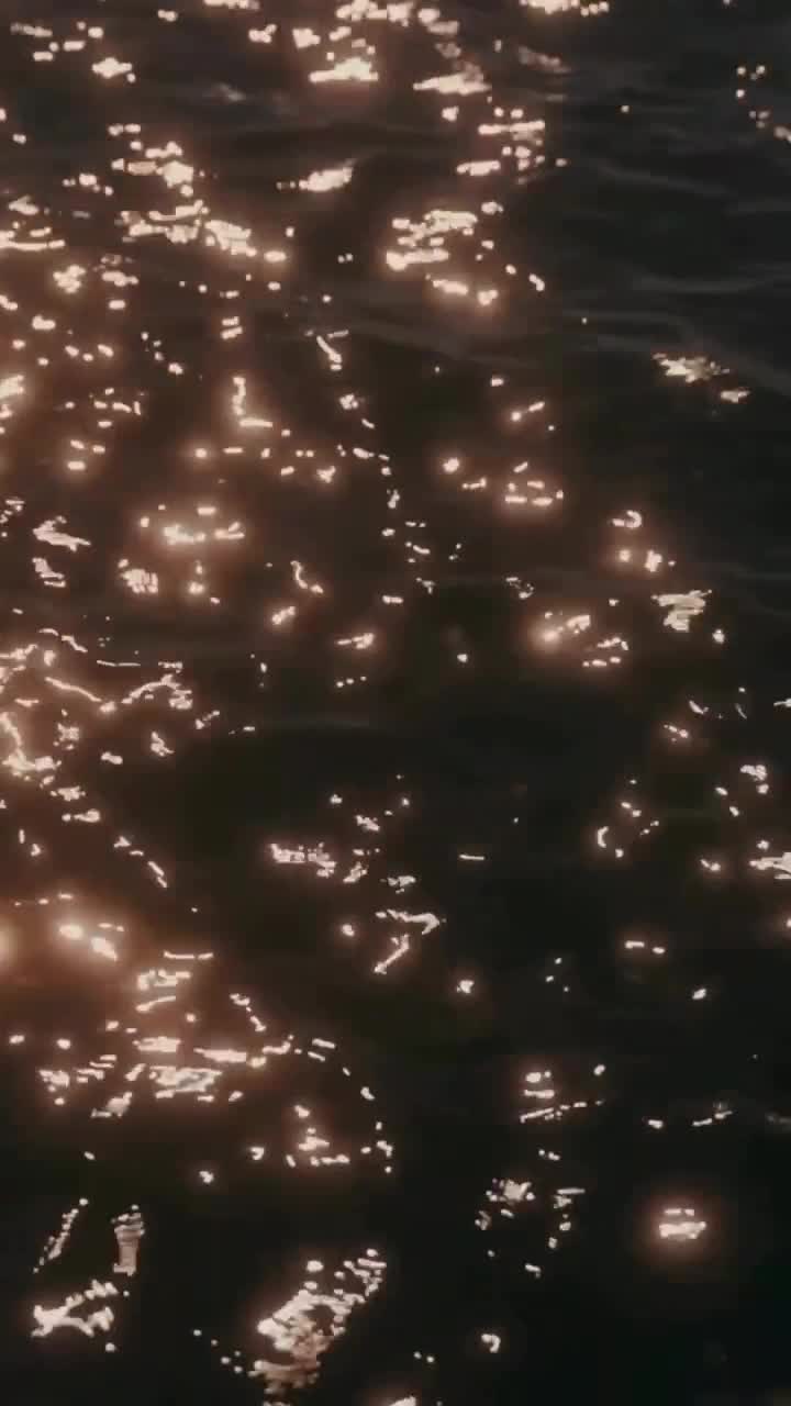 Video 1437022 from Heloise Hut