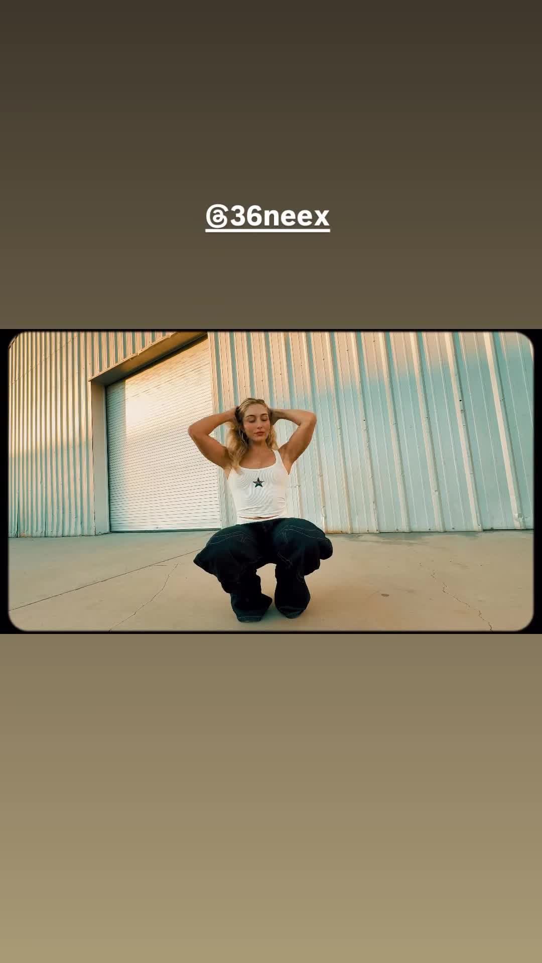 Video 1437486 from Heloise Hut