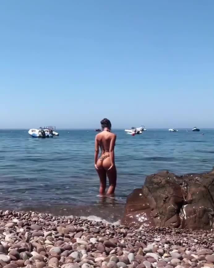 Video 2566 from Emily Ratajkowski