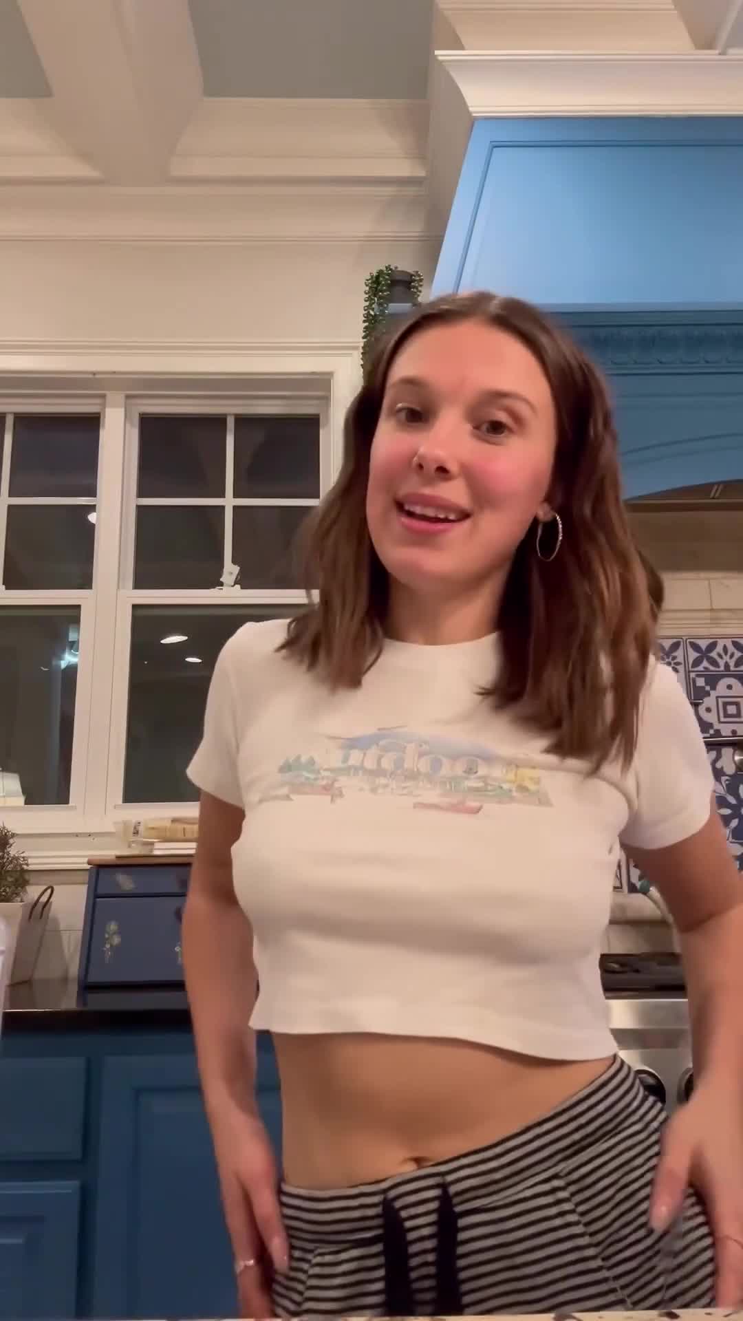 Video 3343 from Millie Bobby Brown