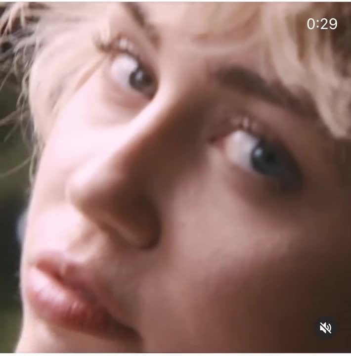 Video 3370 from Miley Cyrus