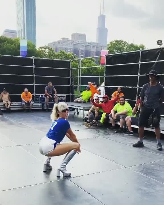 Video 3374 from Miley Cyrus