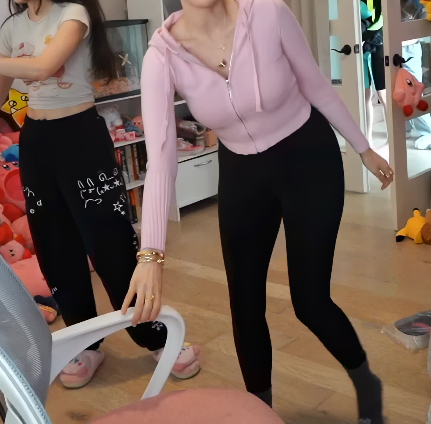 Video 3879 from Pokimane