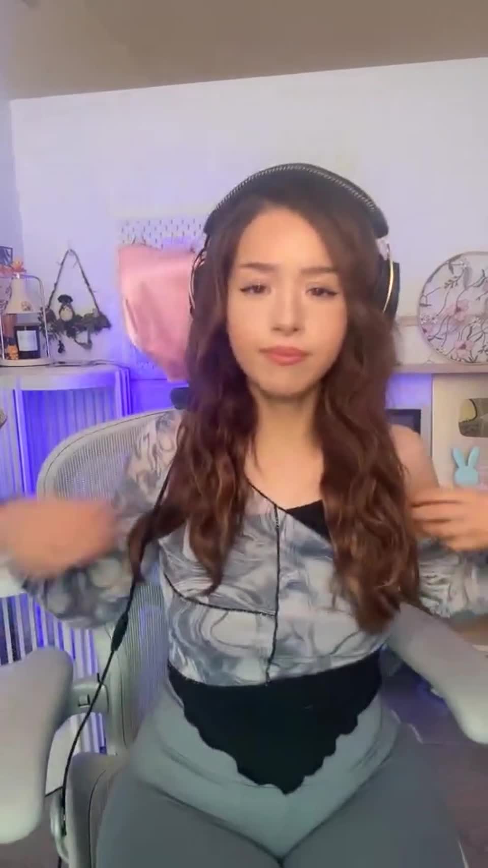 Video 3962 from Pokimane