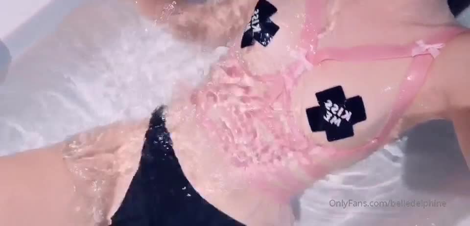 Video 4038 from Belle Delphine