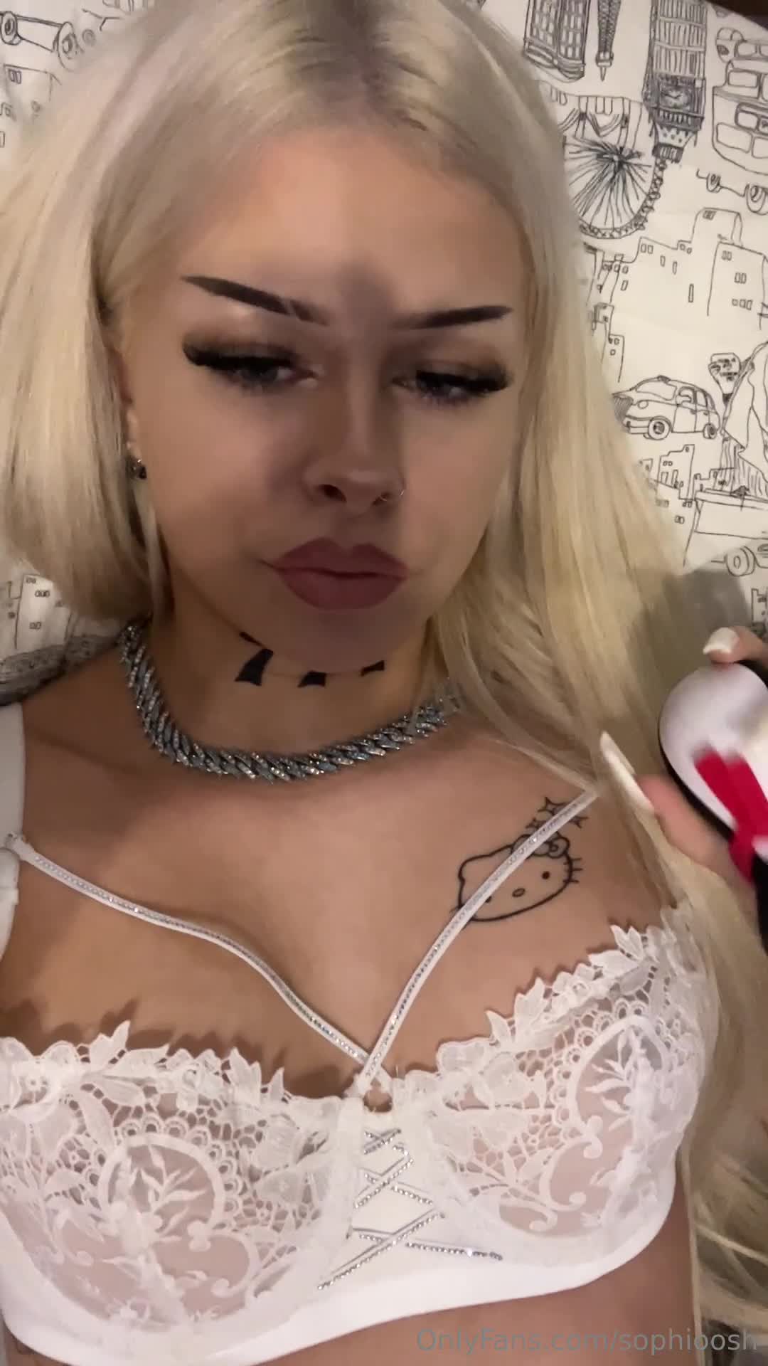 Video 4382 from Sophioosh