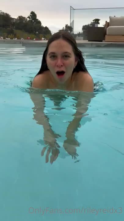 Video 4680 from Riley Reid