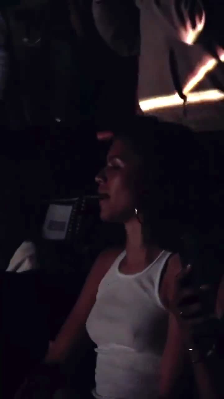 Video 4881 from Zendaya