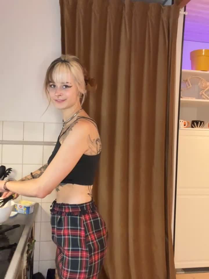 Video 5934 from Sallydinosaur