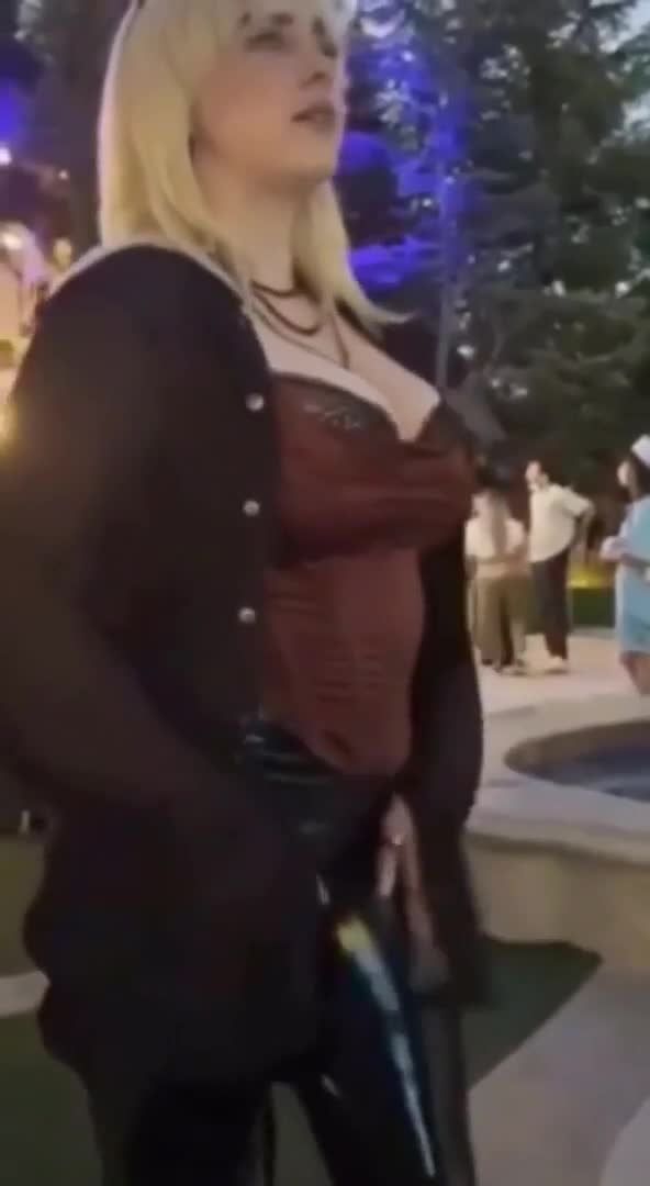 Video 5996 from Billie Eilish