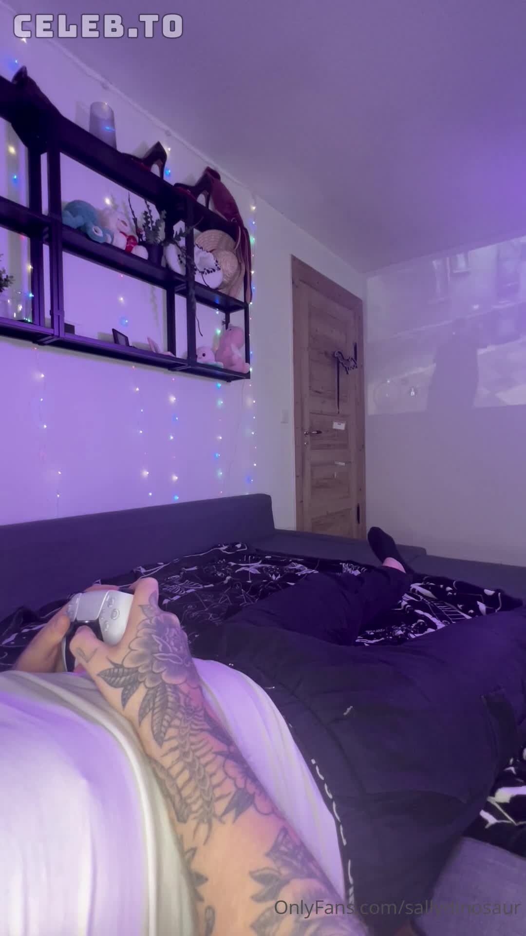 Video 6124 from Sallydinosaur