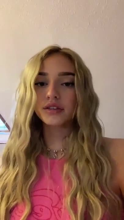 Video 6869 from HoneyPuu