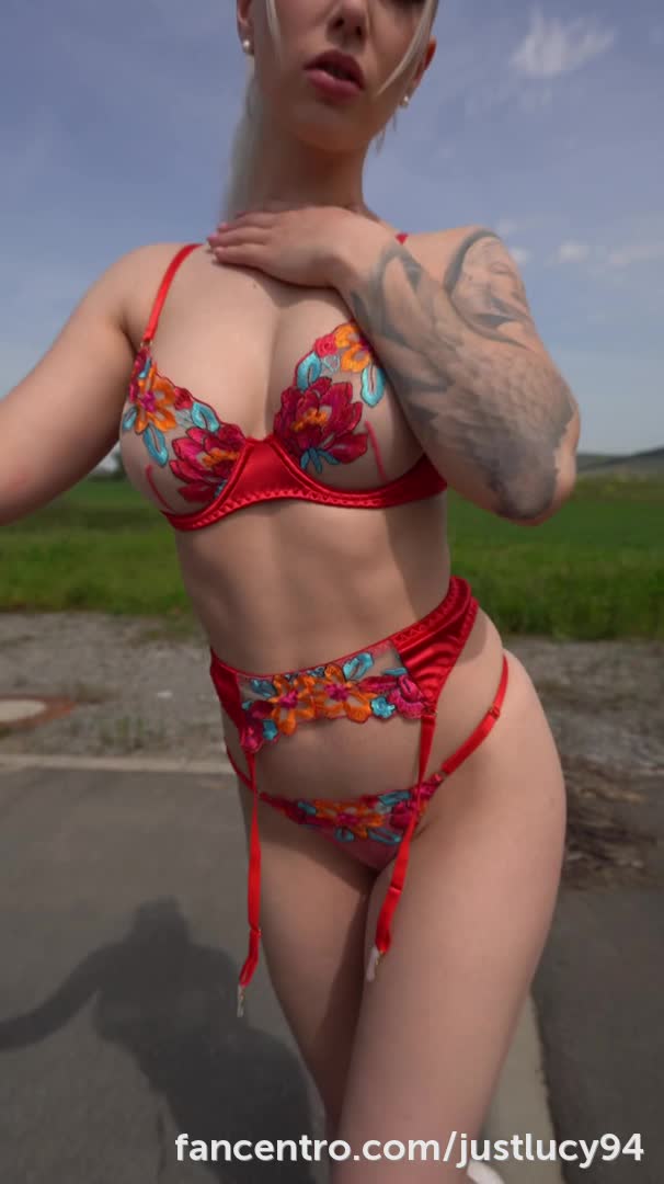Video 6902 from Just Lucy