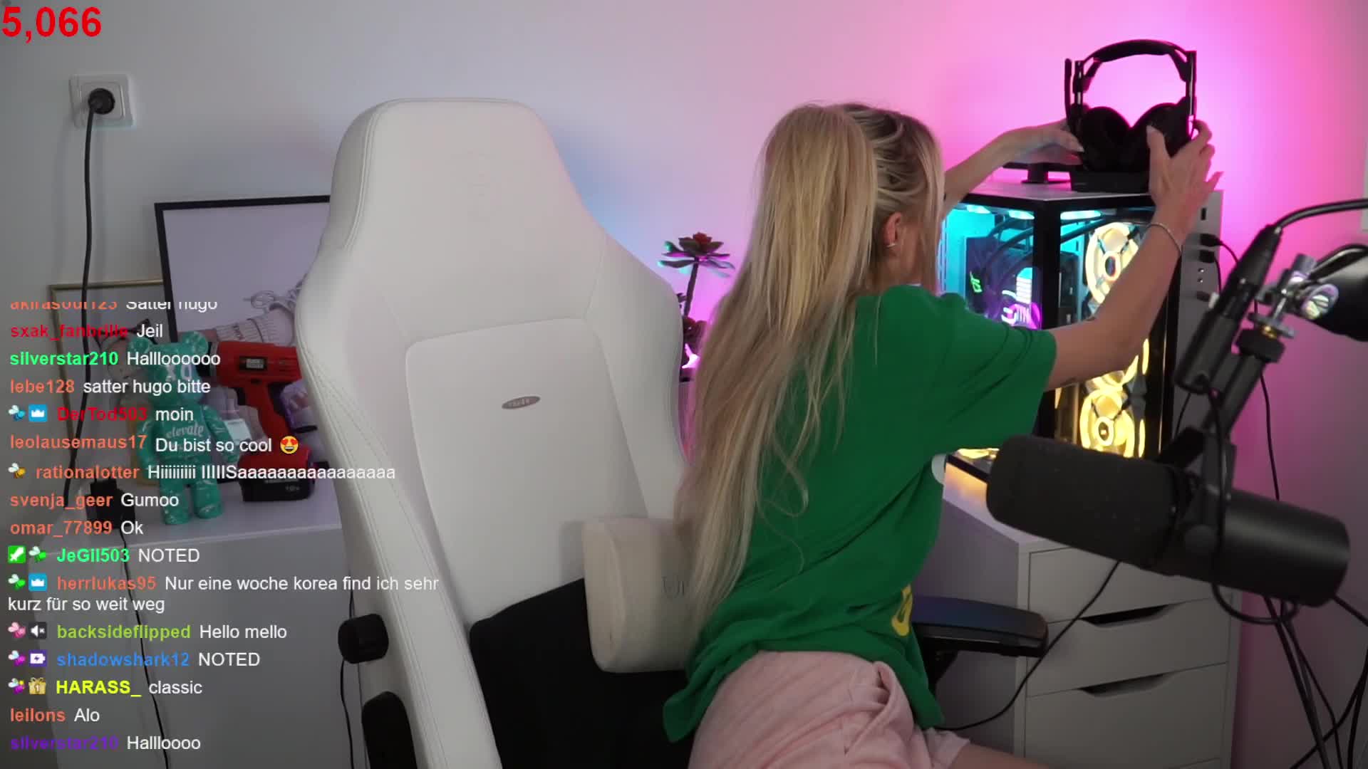 Video 6921 from HoneyPuu
