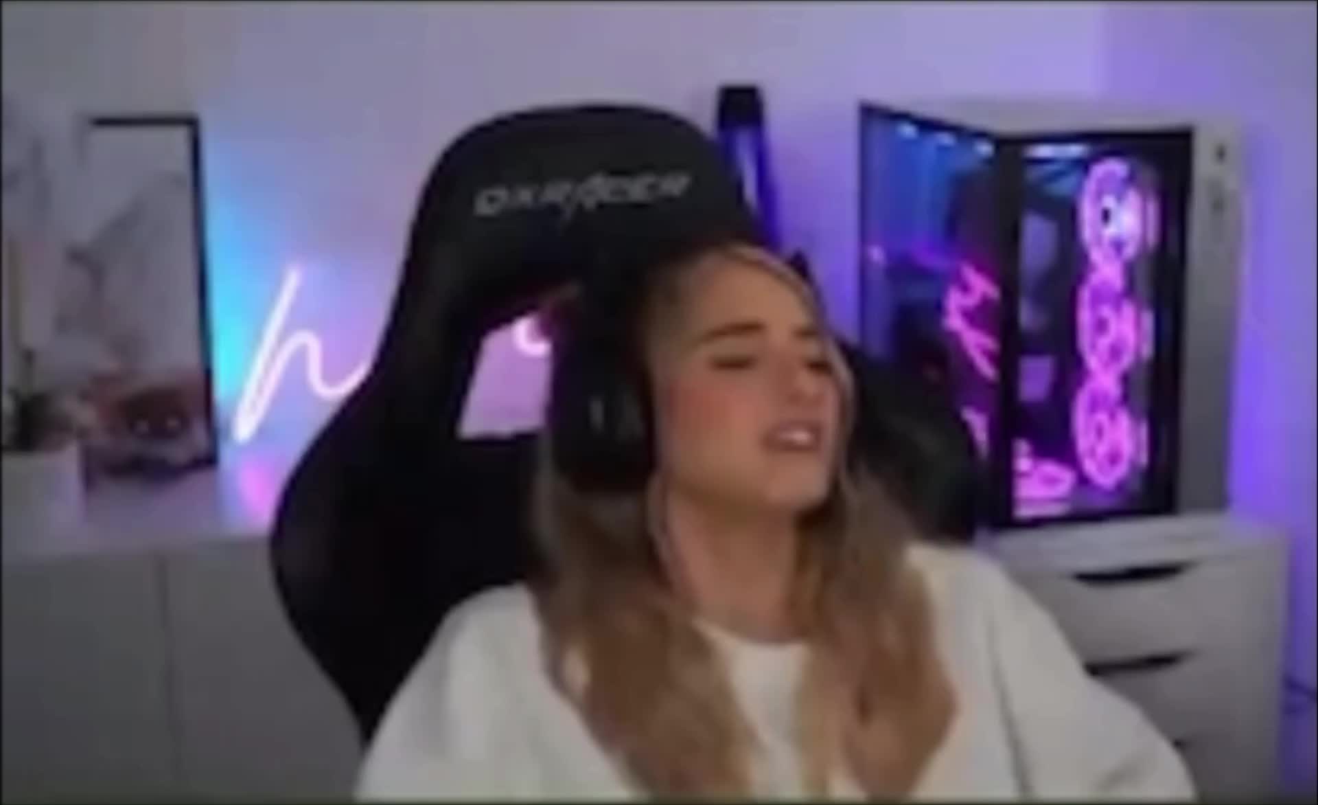 Video 6923 from HoneyPuu