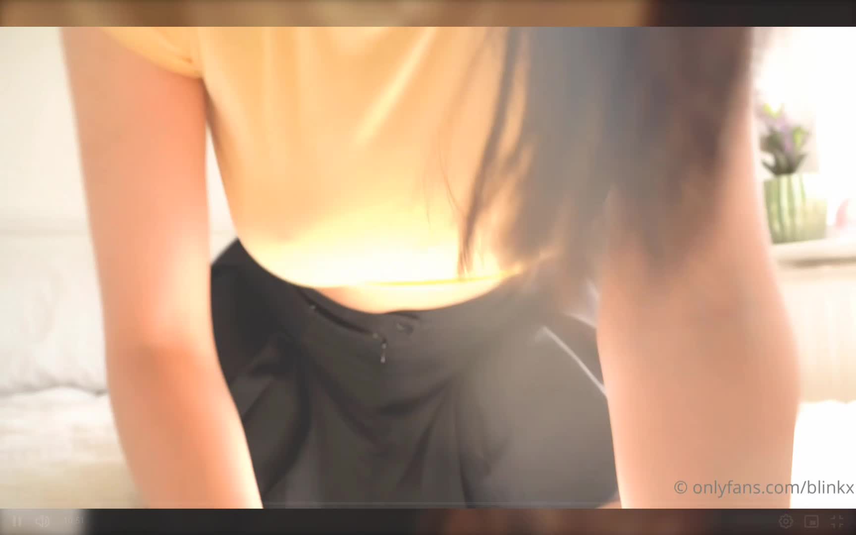 Video 7690 from Liz Blinkx