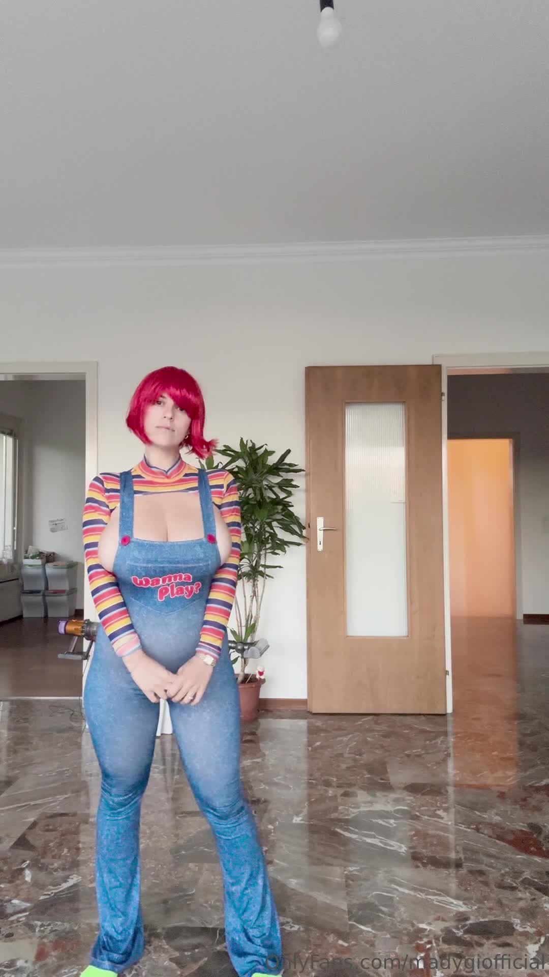 Video 8143 from Mady Gio