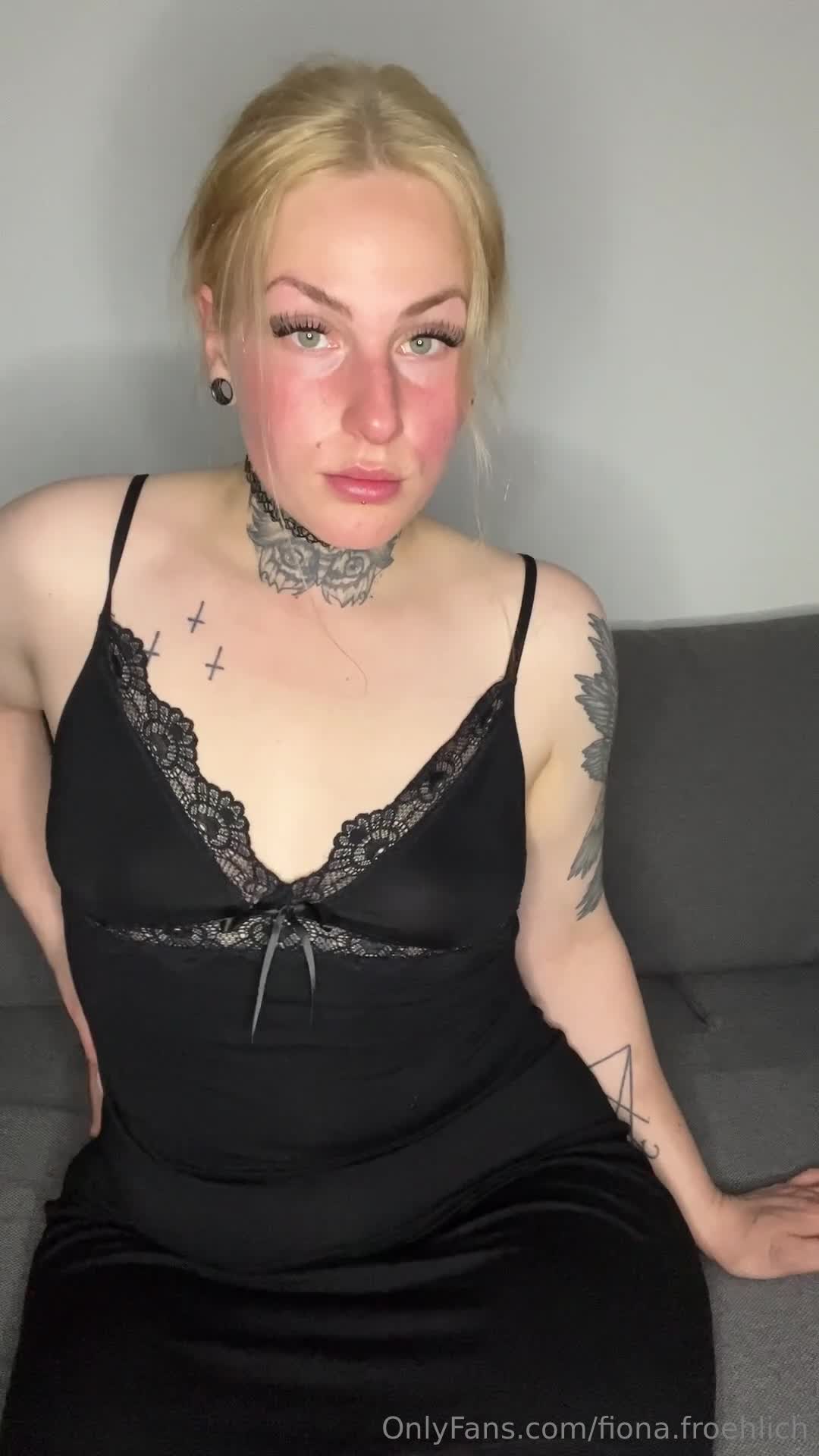 Video 8900 from fionafroehlich