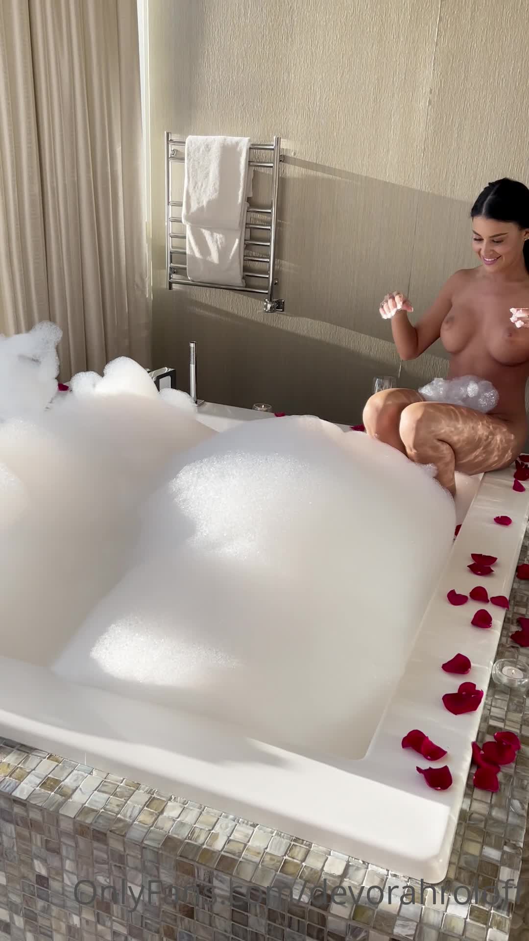 Video 9246 from Devorah Roloff