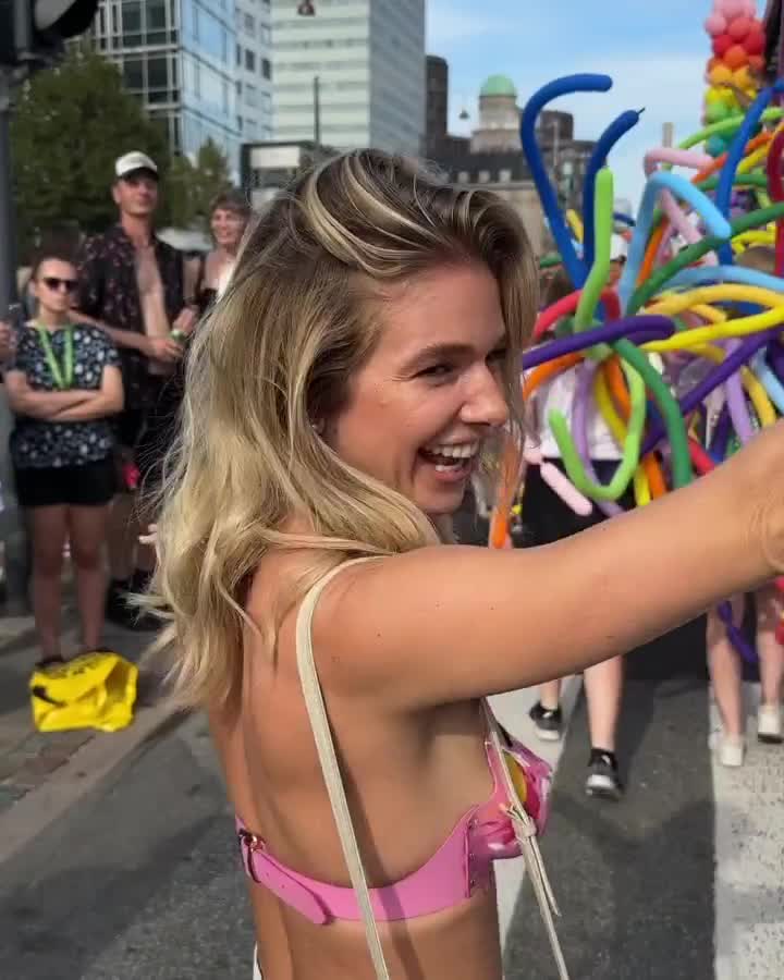 Video 9443 from Lola Weippert