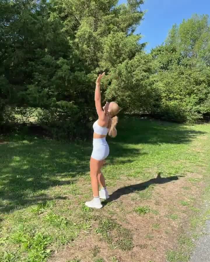 Video 9503 from Lola Weippert