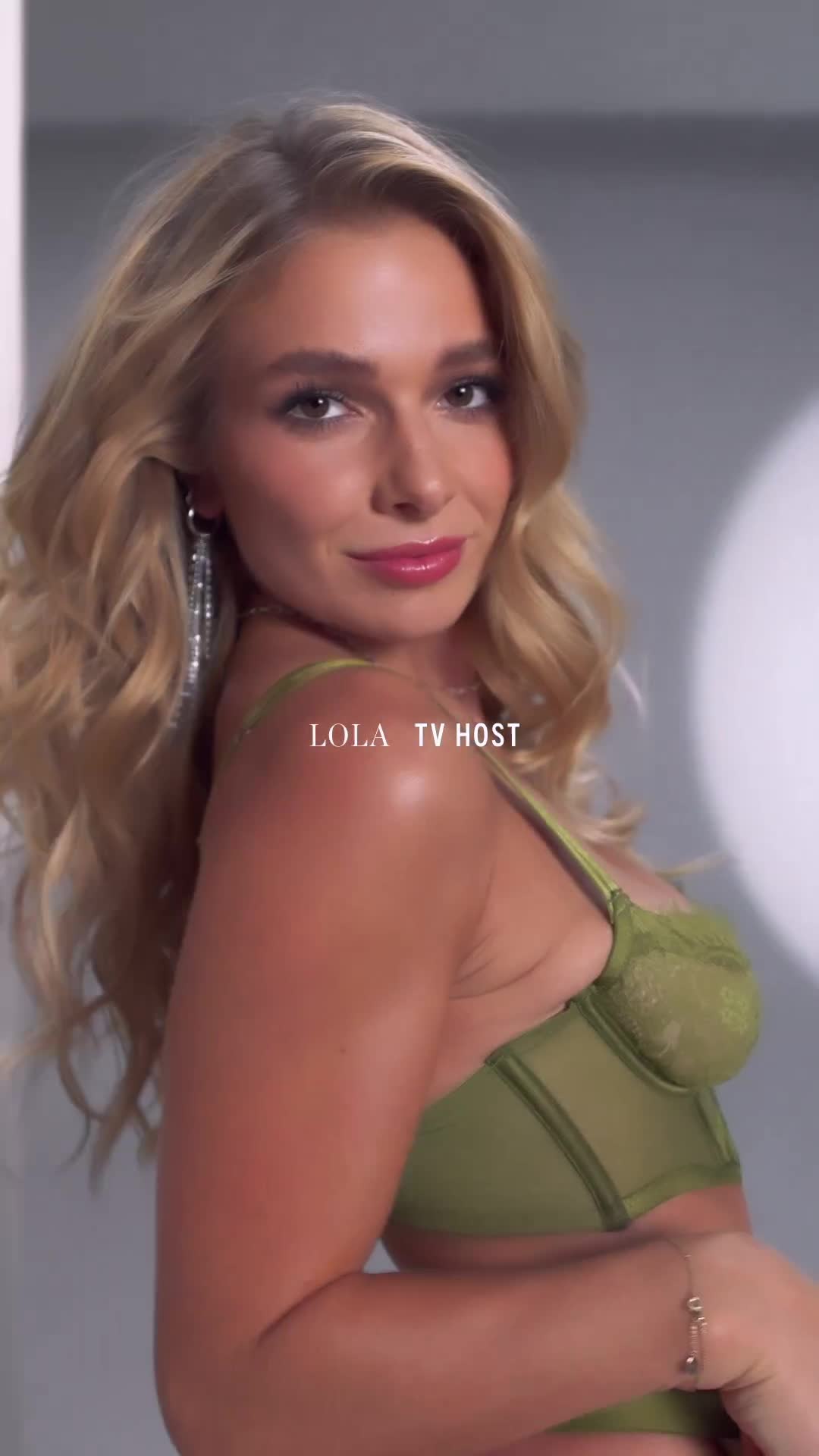 Video 9524 from Lola Weippert