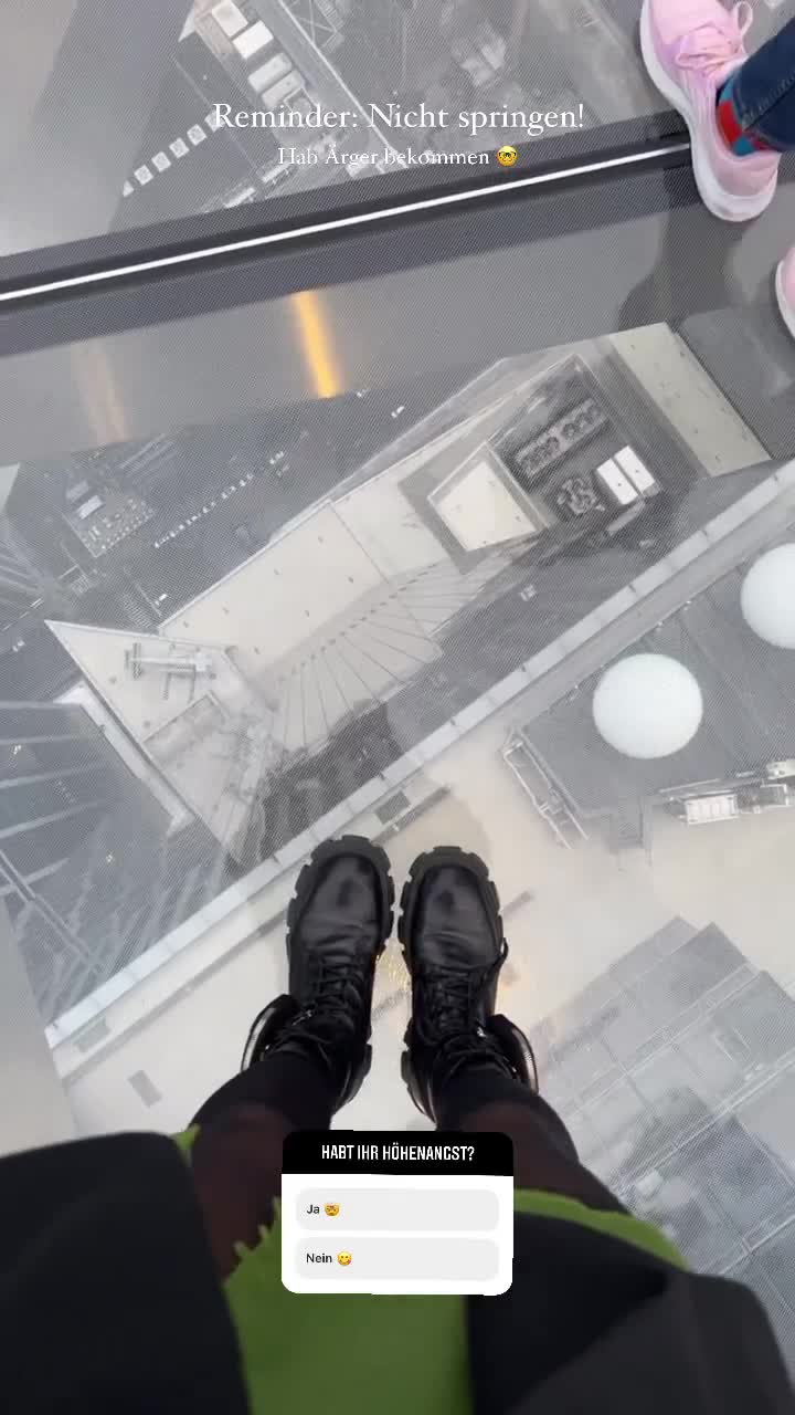 Video 9582 from Lola Weippert