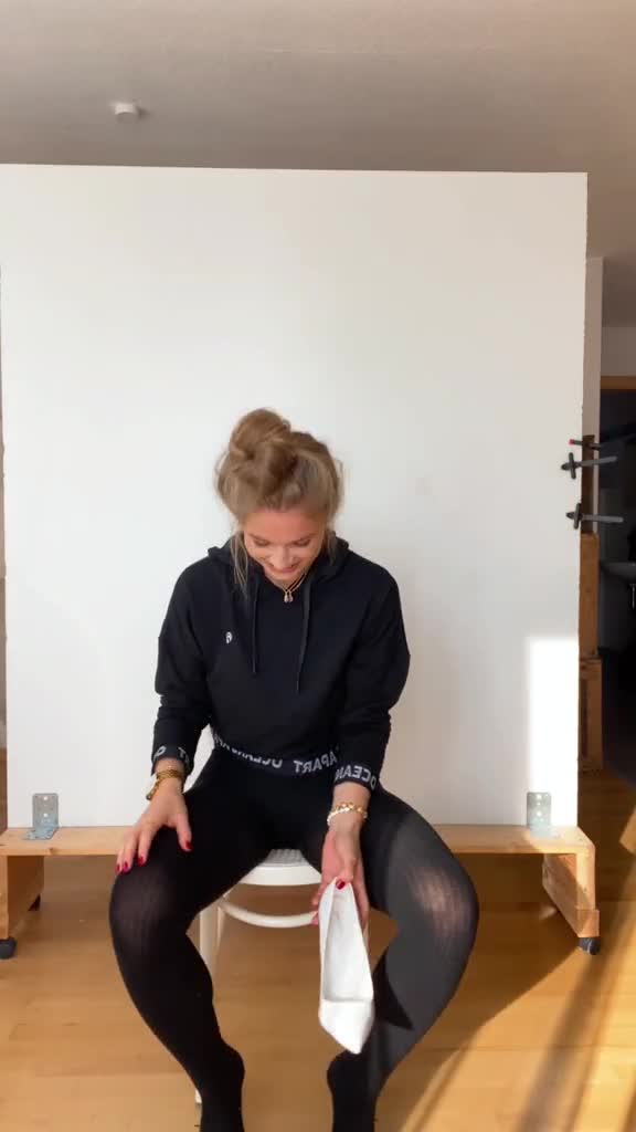 Video 9573 from Lola Weippert