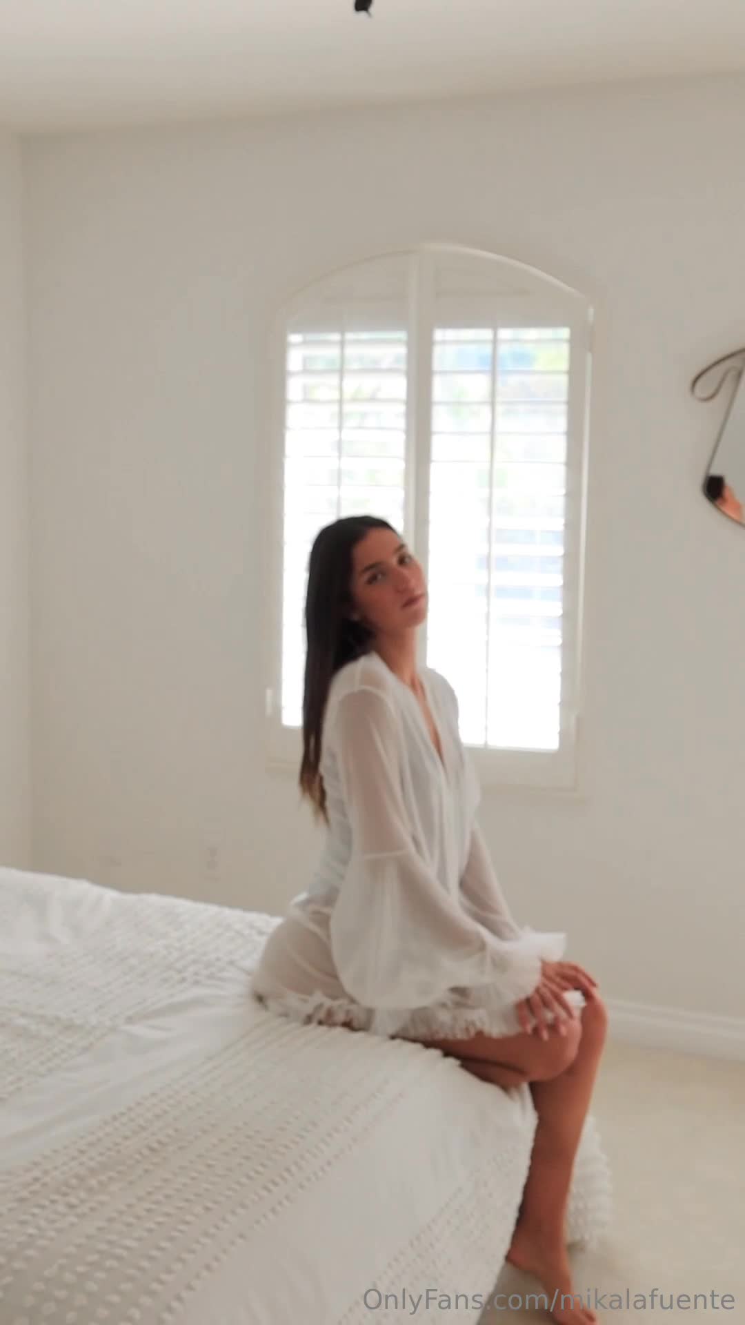 Video 10073 from Mikaela Lafuente