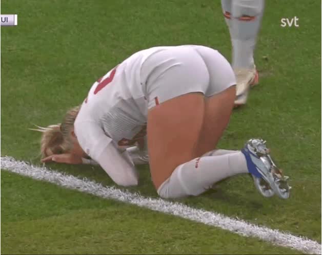 Video 10958 from Alisha Lehmann