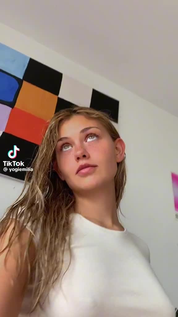 Video 11036 from Emilia Laurent