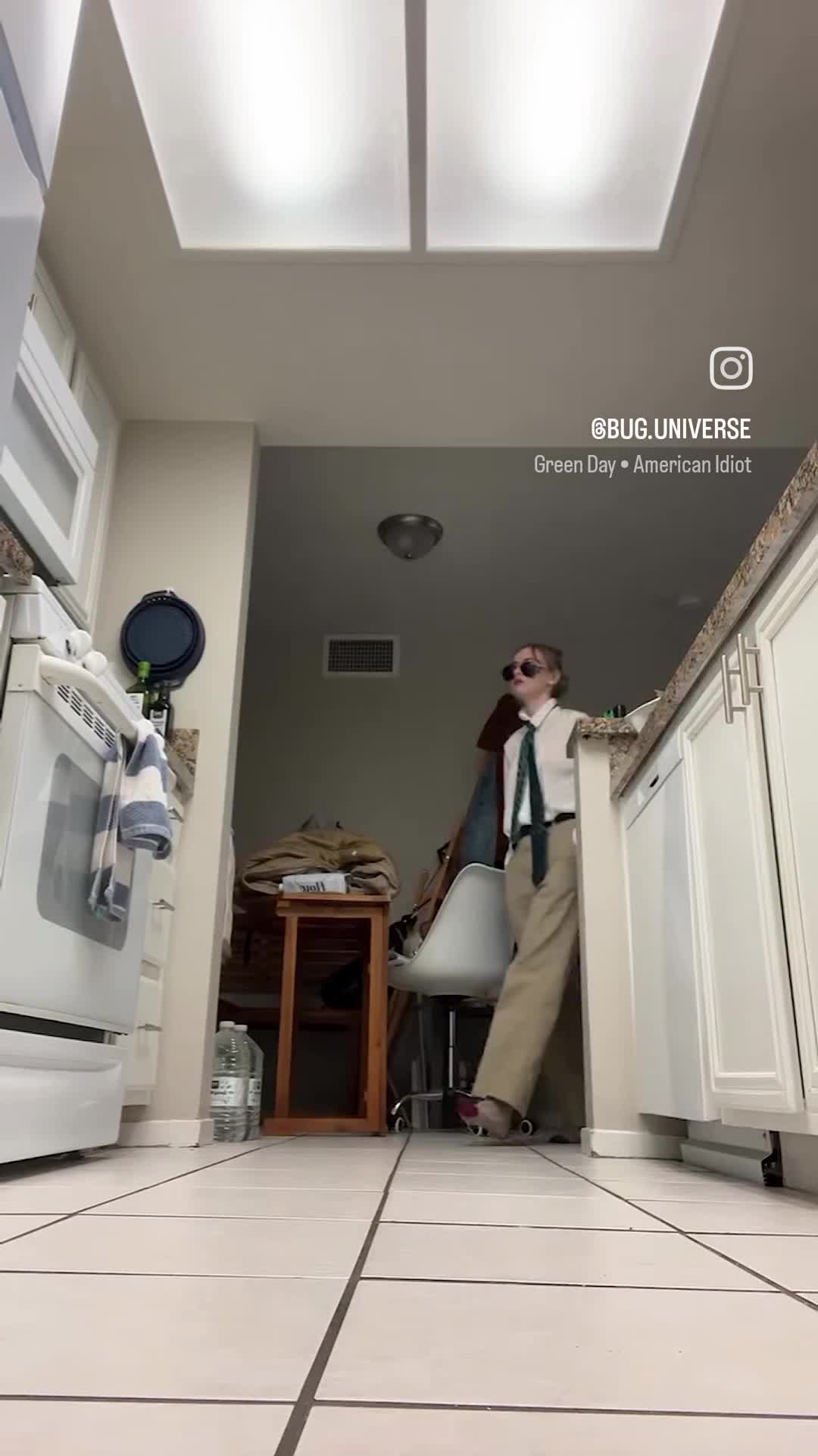 Video 1445051 from bug.universe