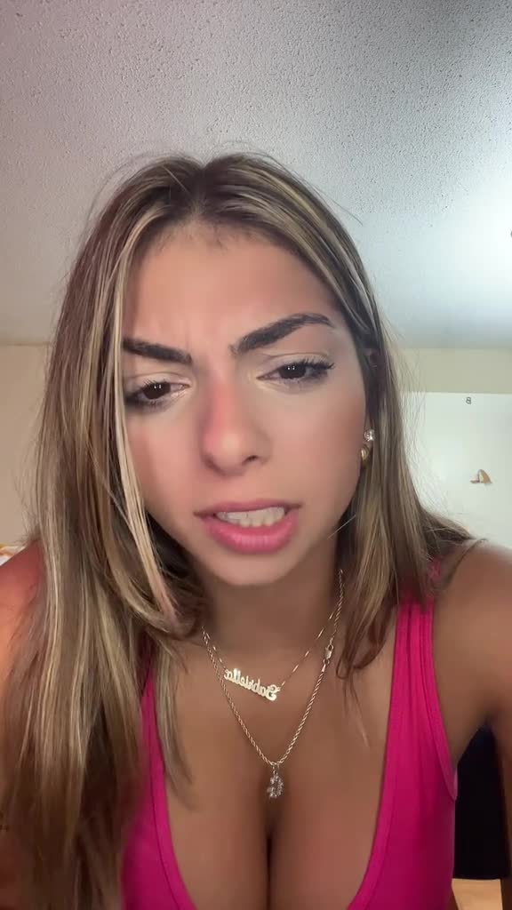 Video 1449914 from gaby_zola