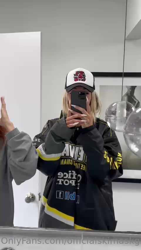 Video 1450618 from Briana Armbruster aka theskilmuskgirl