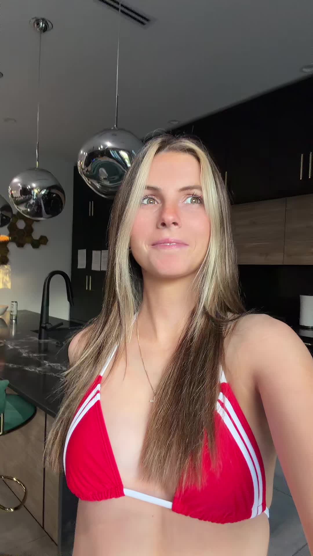 Video 1451121 from itslexismith | Lexi Smith