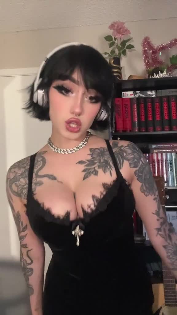 Video 1458987 from Redroomromance / Pinkroomromance / Rozr