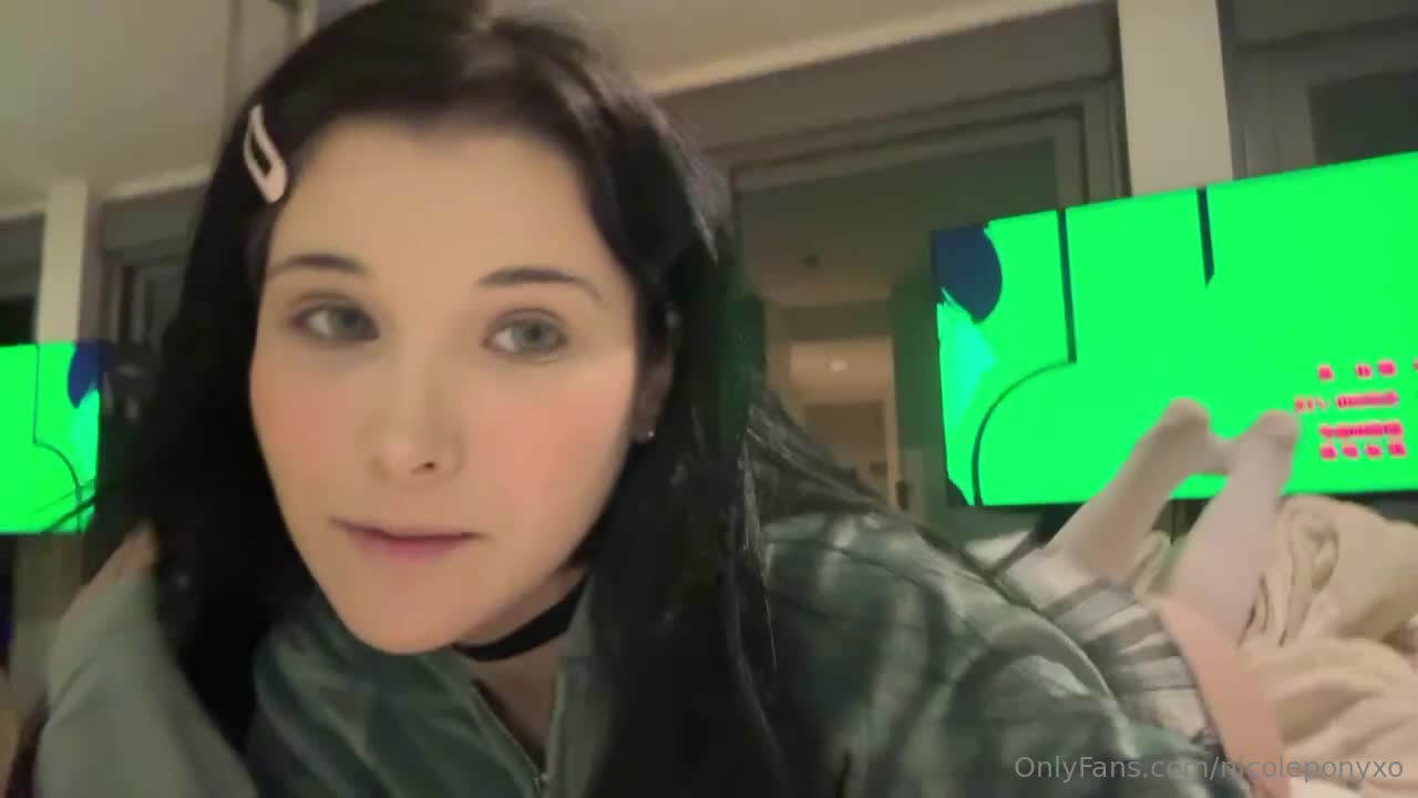Video 1465843 from Niquidoll - Nicoleponyxo - Nicole