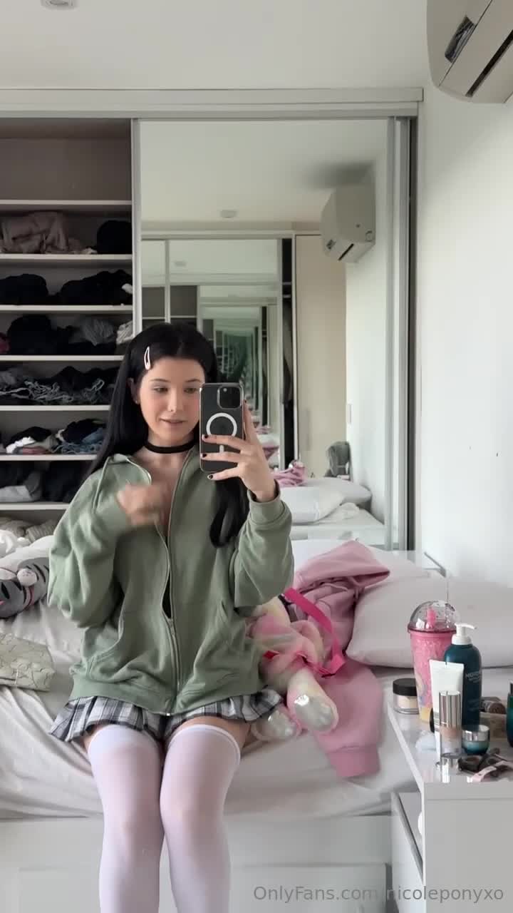 Video 1465845 from Niquidoll - Nicoleponyxo - Nicole