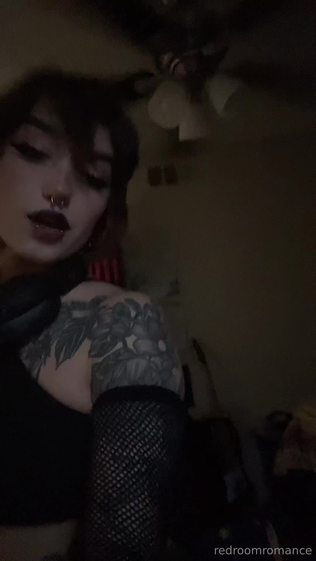 Video 1467880 from Redroomromance / Pinkroomromance / Rozr