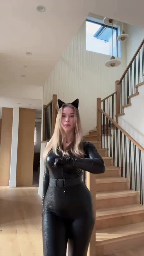 Video 1468059 from Sondra Blust