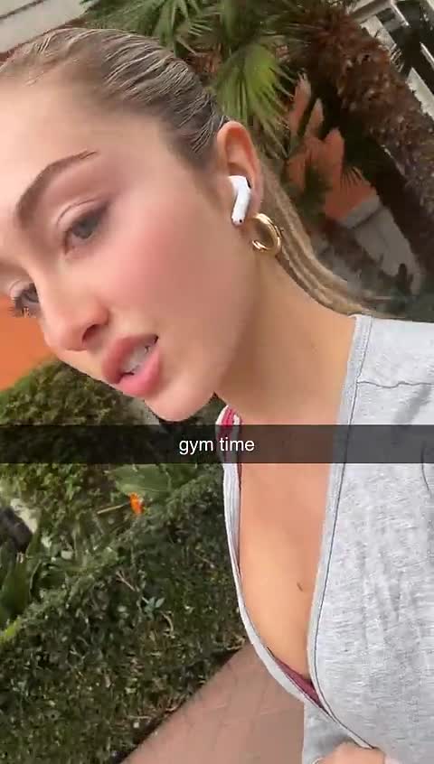 Video 1475721 from Heloise Hut