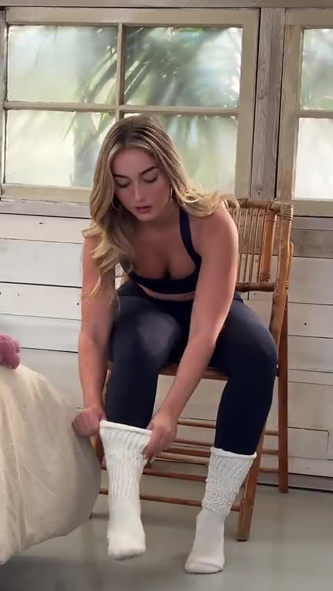 Video 1475725 from Heloise Hut