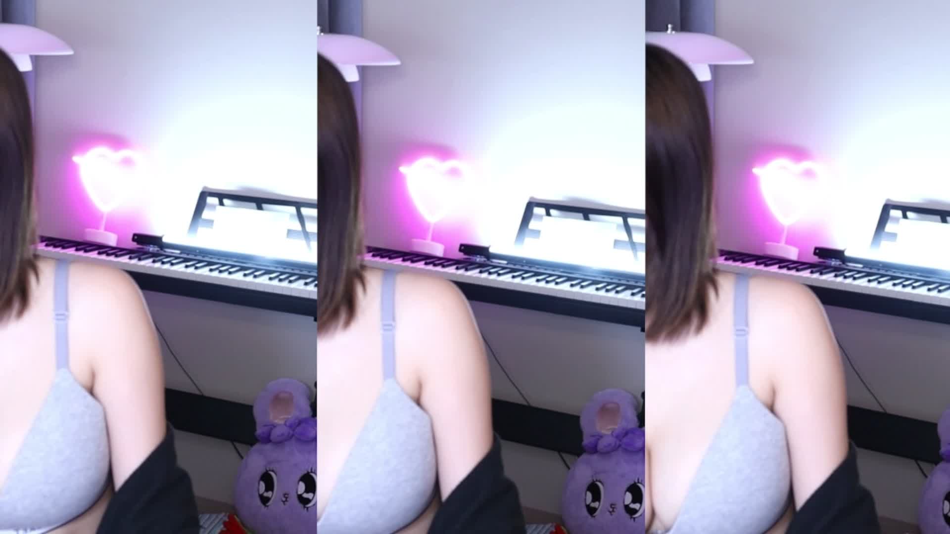 Video 1478030 from whalsrud0217 | Crystal | Yoon-seo (윤서)