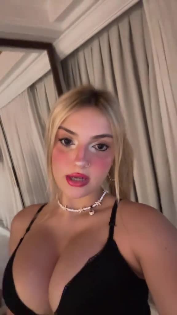 Video 1479002 from Sarah Estanislau