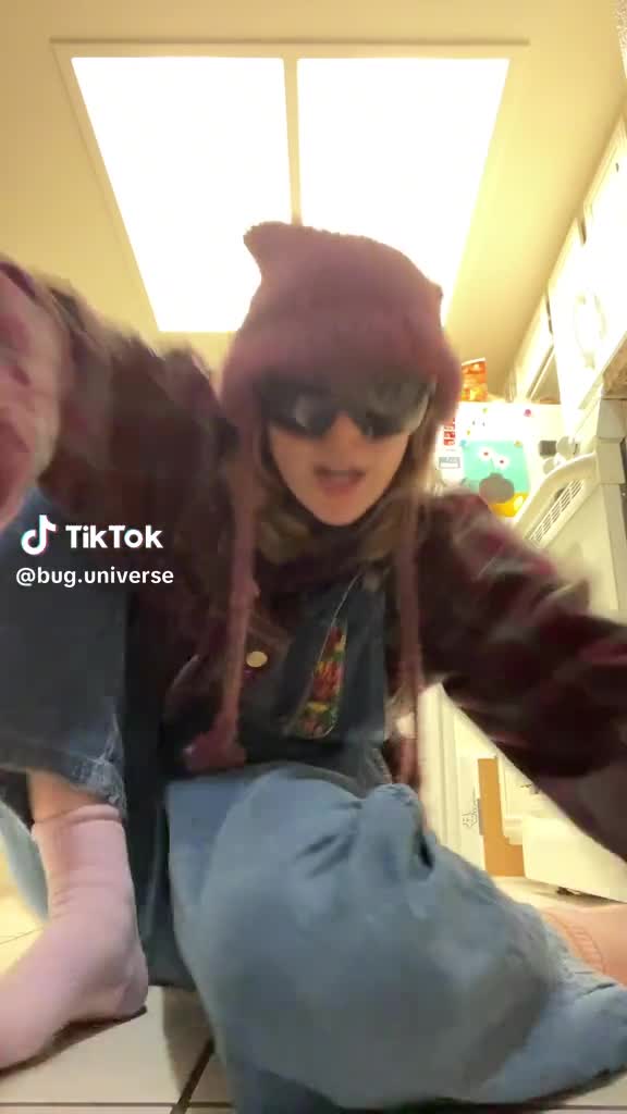 Video 1479327 from bug.universe
