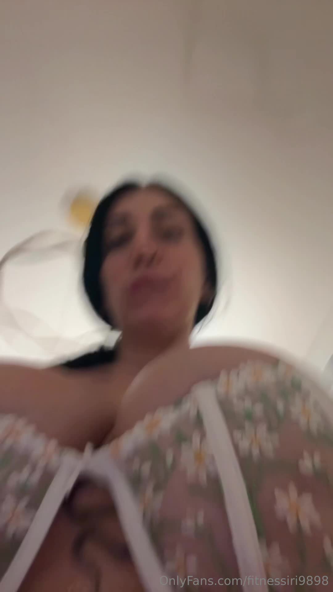 Video 1484432 from Andreea Irimescu / Irifit98 / FitnessIri / fitnessiri9898