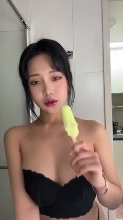 Video 1487122 from leeae | leeae__ | leeae_ai | rkawk0702 | Leeae (李爱/이아이)